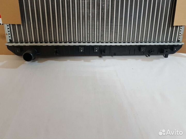 Радиатор охлаждения Chevrolet Lacetti 2004- г. в