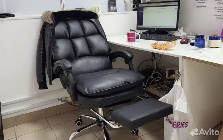 Компьютерное офисное кресло с массажем (новые)