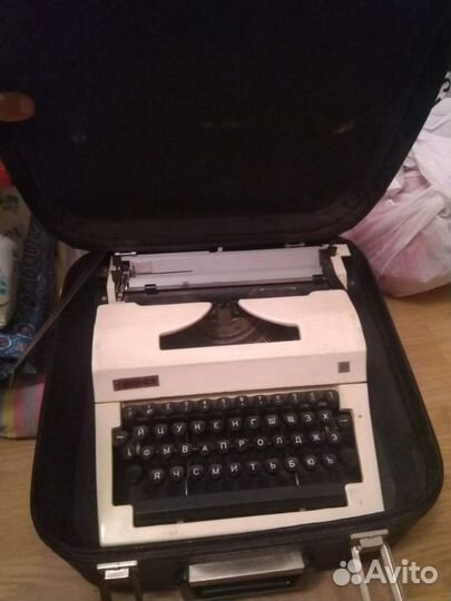 Пишущая машинка