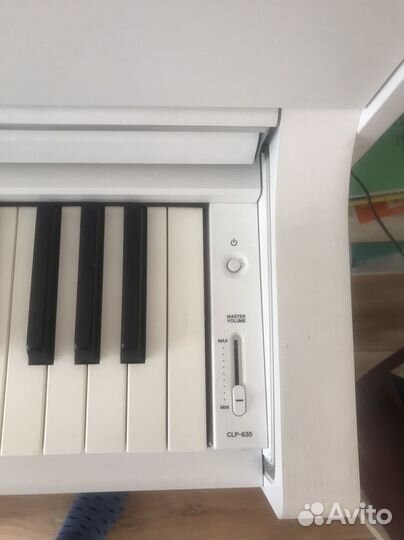 Цифровое пианино yamaha clavinova clp-635WH