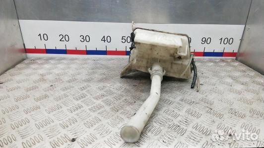Бачок омывателя toyota corolla verso 2 (HDN08NL01)