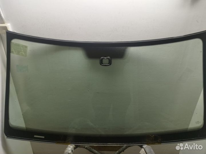 Стекло лобовое (FYG в OEM) Volkswagen Tiguan 5D SUV 2007-16 (VIN+дд креп.+молд.) FYG