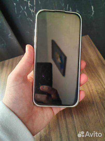 iPhone 15 Pro, 256 ГБ