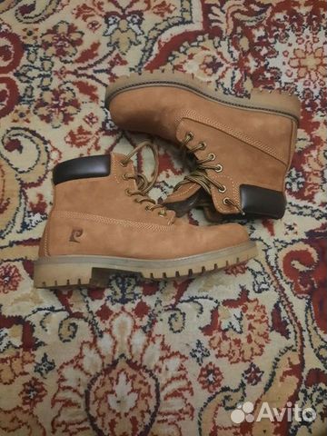 Брендовые ботинки Burberry