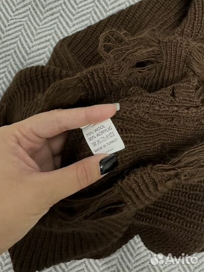 Свитер оверсайз вязаный рваный