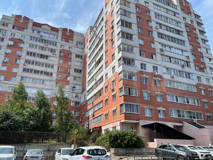 2-к. квартира, 69 м², 11/12 эт.