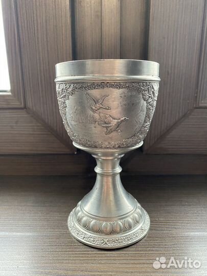 Оловянный кубок