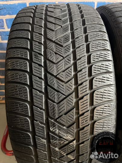 Pirelli Scorpion Winter 285/40 R21