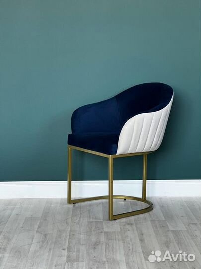 Стул офисный