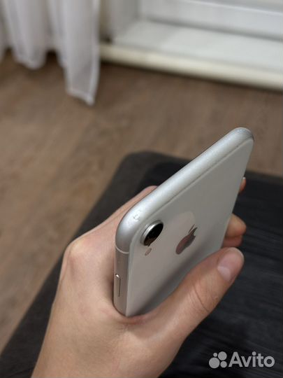 iPhone Xr, 128 ГБ