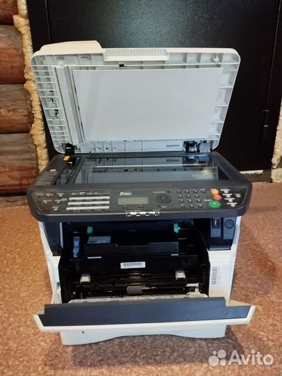 Мфу Kyocera m2030dn, fs-1135mfp, fs-1035mfp