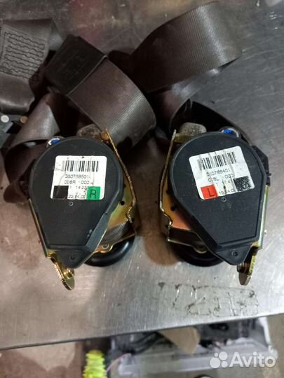 Передние ремни безопасности Audi A4 B6