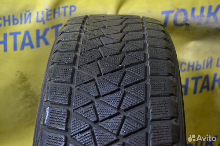 Bridgestone Blizzak DM-V2 235/60 R18