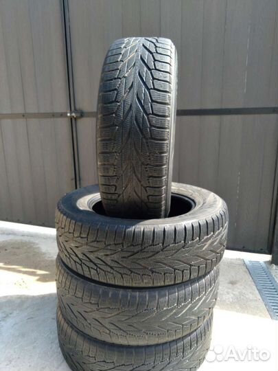 Nokian Tyres Hakkapeliitta R2 SUV 235/65 R17 108R