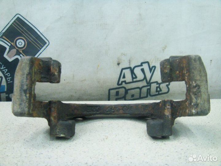 Скоба суппорта задняя Bmw X5 E53