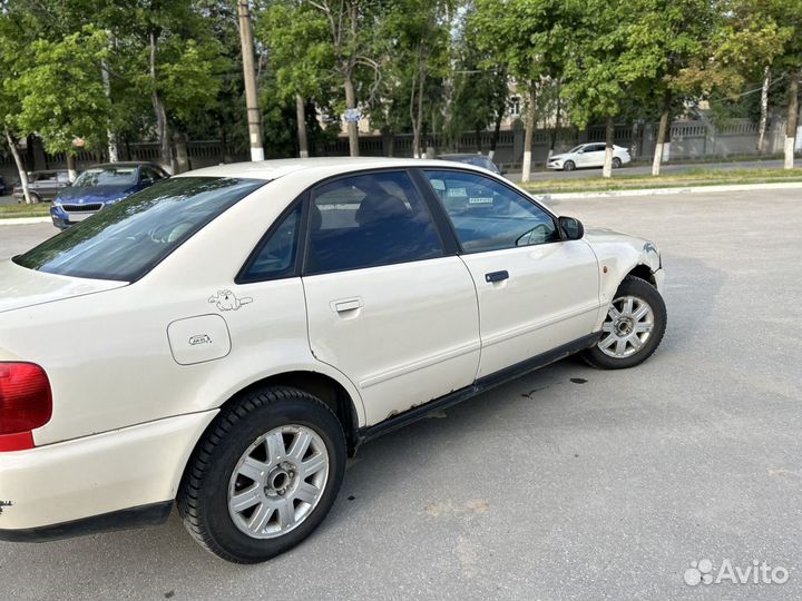 Audi A4 1.8 AT, 1999, 367 000 км