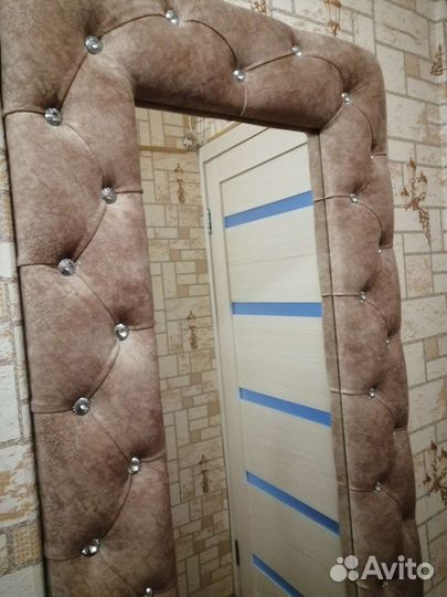 Зеркало в каретной стяжке