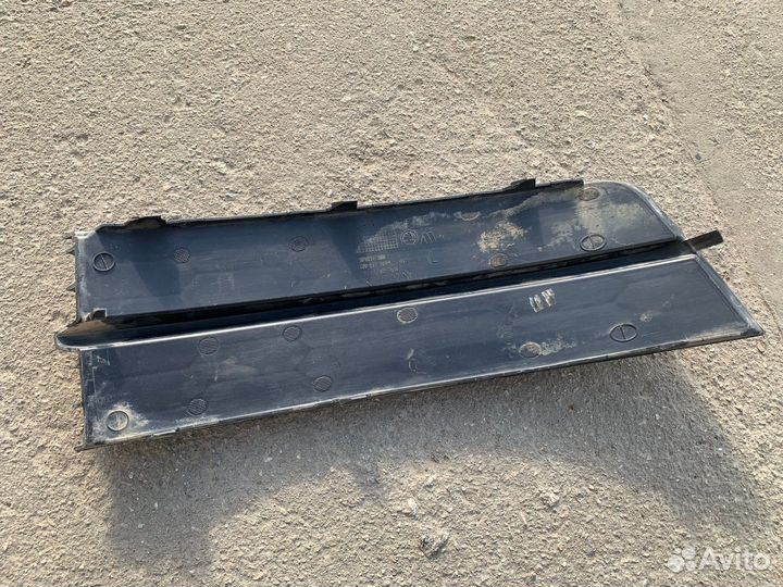 Решетка в бампер левая Rapid 1