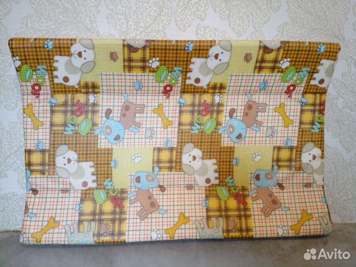 Пеленальная доска на кроватку