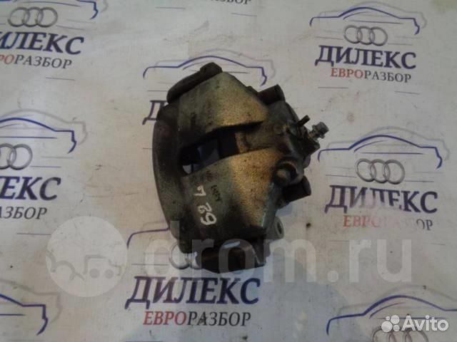 Суппорт передний правый VW Passat (B6) 2005-2010