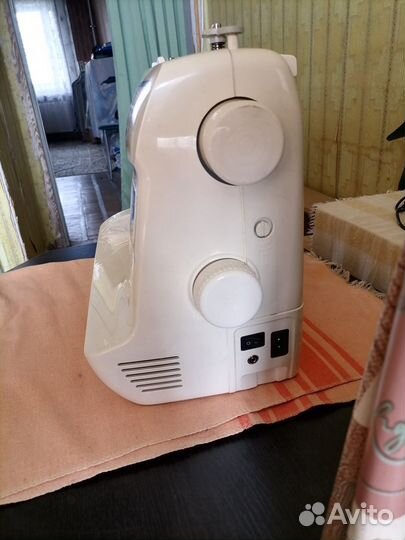 Швейная машина Brother Star-120E