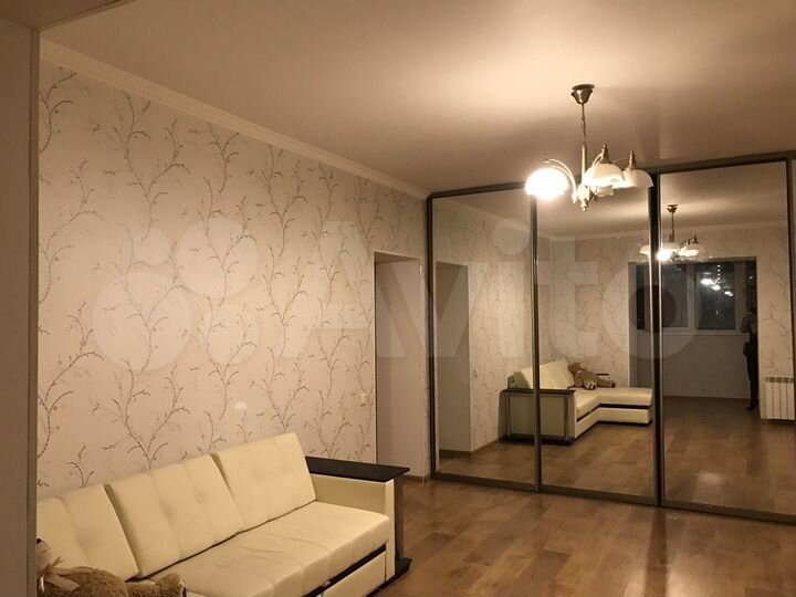 2-к. квартира, 54 м², 8/14 эт.