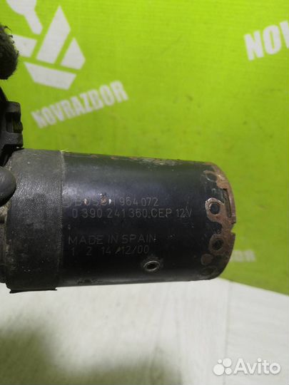 Моторчик стеклоочистителя передний Пежо 206