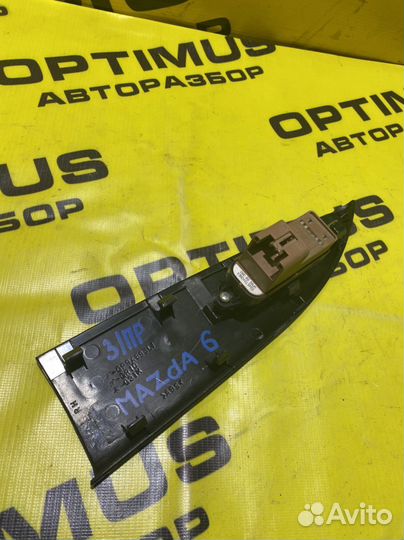 Кнопка стеклоподъемника задняя правая Mazda 6 GG