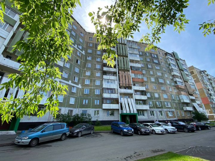 4-к. квартира, 87,3 м², 10/10 эт.