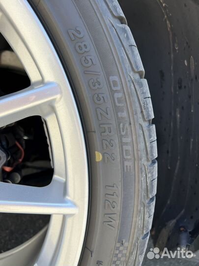 Three-A P606 285/35 R22 112W