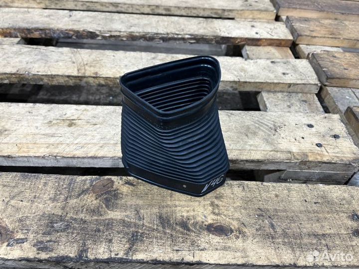 Патрубок впускной системы Bmw 1 E87 N46B20 2007