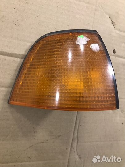 Поворотник правый BMW 3 E36 (4707)