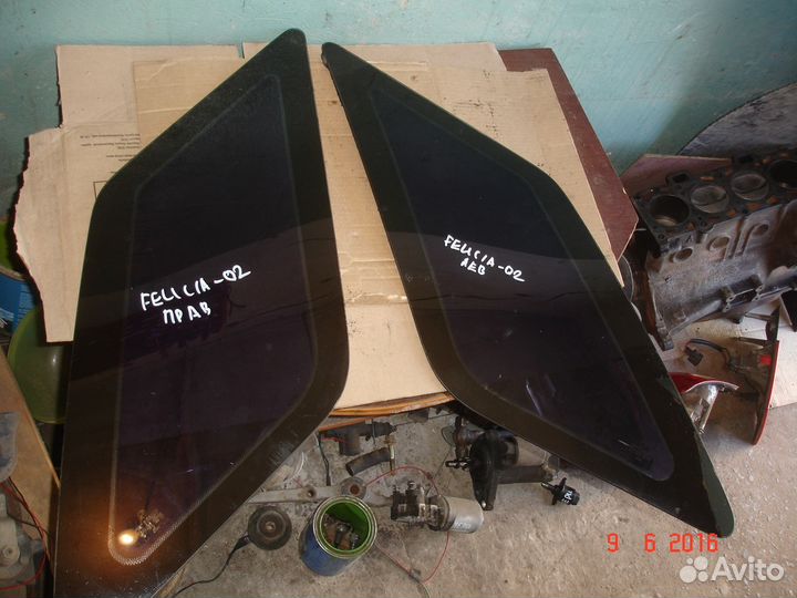 Стекло заднего крыла на универсал Skoda Felicia