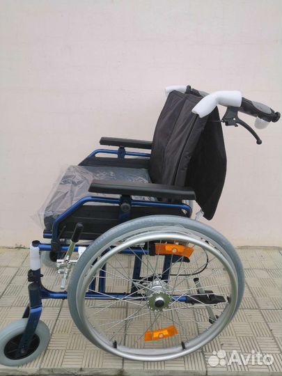 Инвалидная коляска новая