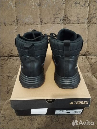 Ботинки трекинговые adidas terrex