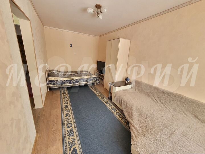 1-к. квартира, 42 м², 2/10 эт.