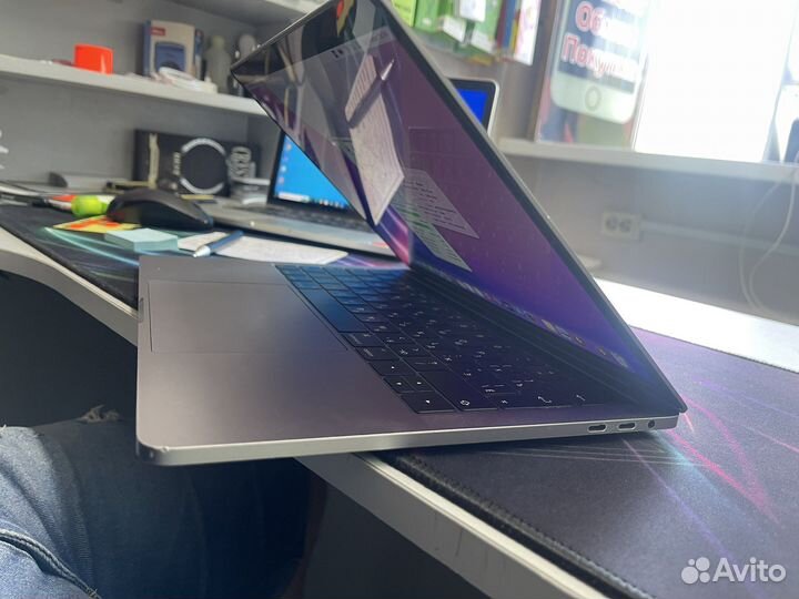 Apple MacBook Pro 13 2016 Retina touch bar