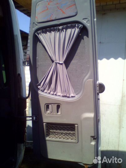 Задние распашные двери Mercedes Sprinter W906