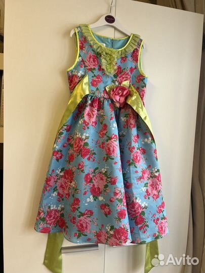 Платье для девочки 122