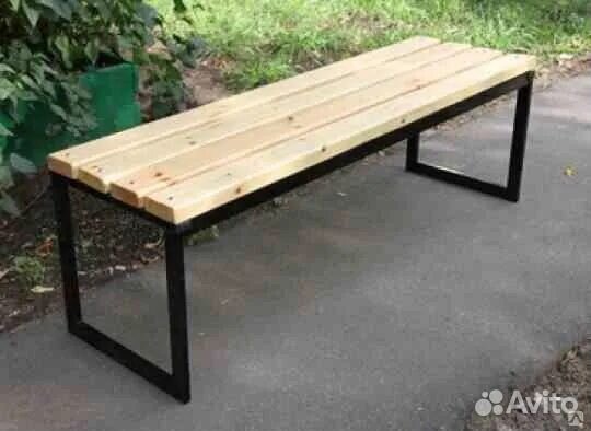 Скамейка деревянная