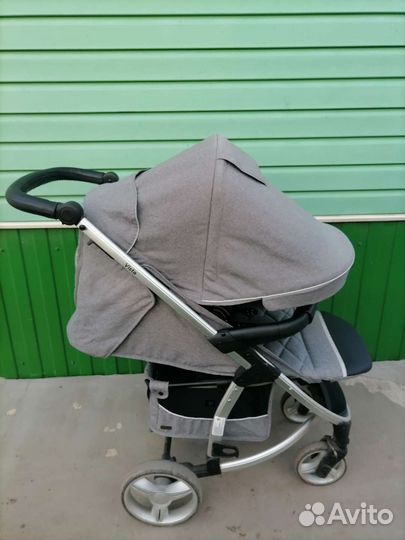 Прогулочная коляска carrello vista