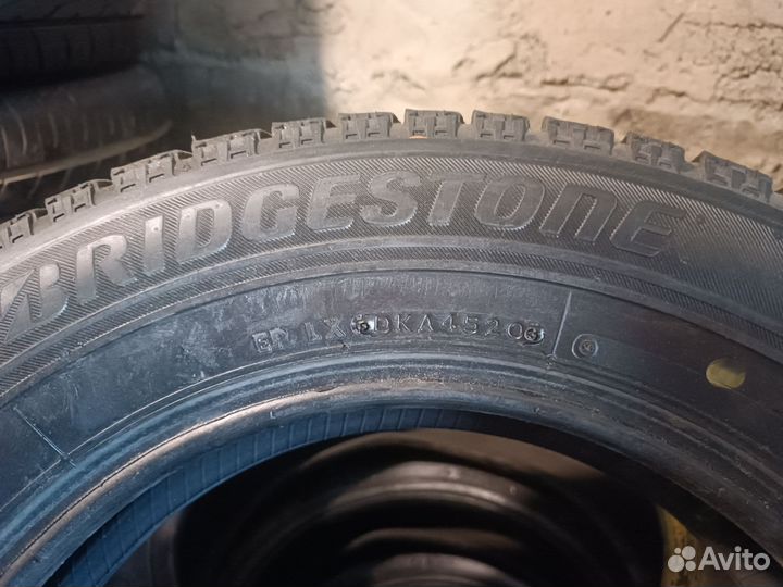Bridgestone Blizzak VRX 185/65 R15 88Q