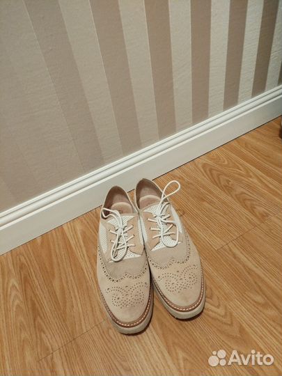 Ботинки женские