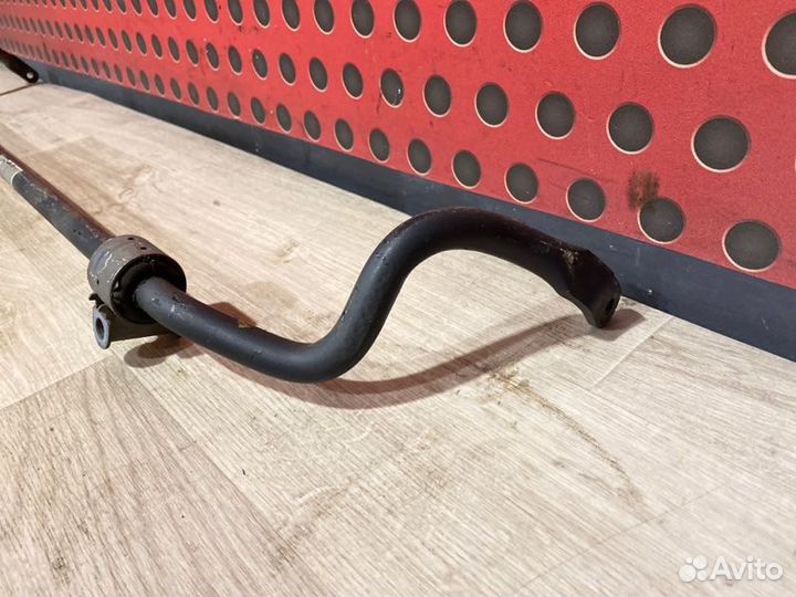 Стабилизатор подвески (поперечной устойчивости)