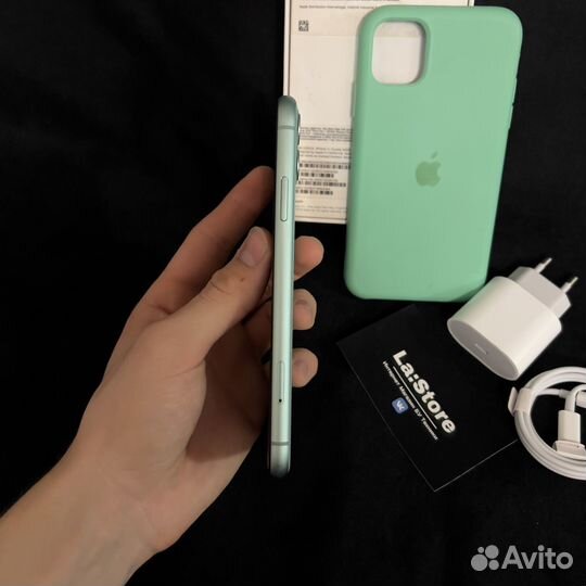 iPhone 11, 64 ГБ