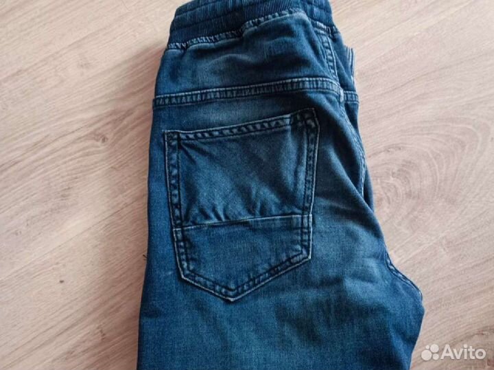 Джинсы и худи для мальчика подростка 158