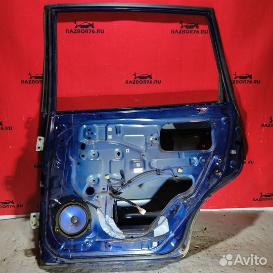 Двеpь зaдняя правая Kia Саrеns I рeстaйлинг