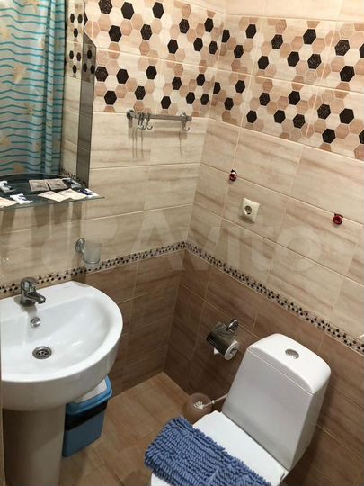 Комната 20 м² в > 9-к., 2/4 эт.