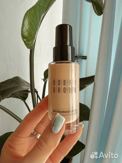 Тональный крем SPF15 Bobbi Brown Skin Foundation