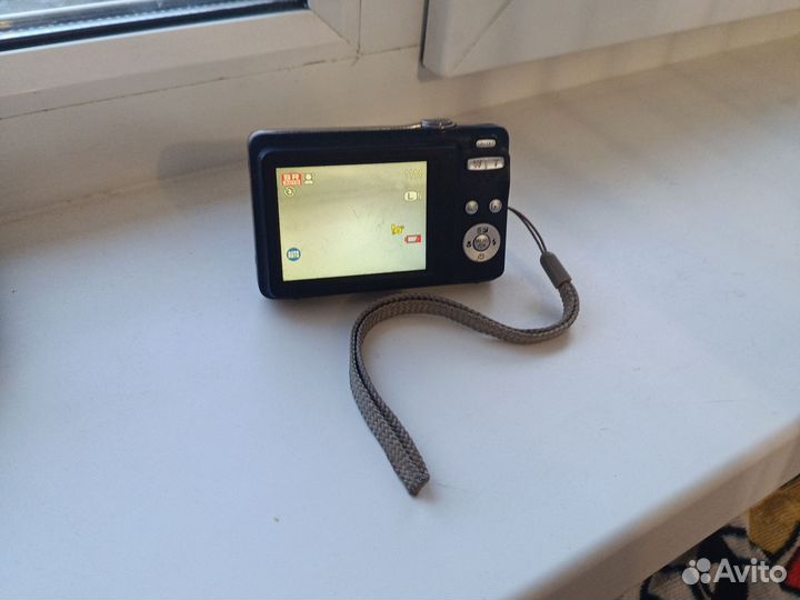 Фотоаппарат fujifilm JV300